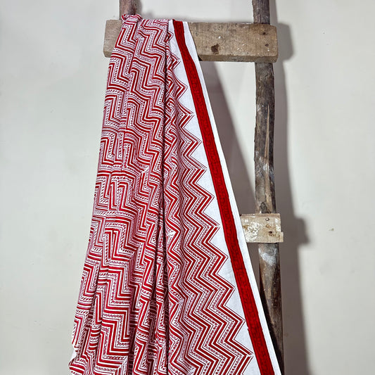 Mul Cotton Red Zig- Zag print organic handloom printed fabric